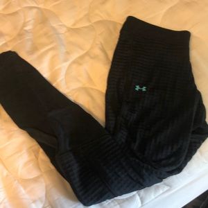 Under Armour cold gear leggings